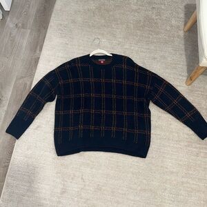 Vince Camuto Sweater size M